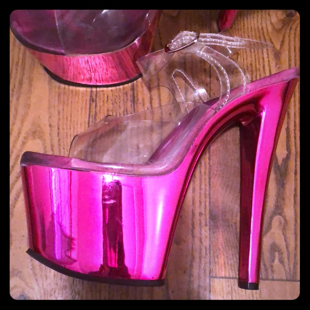 Size 7 stripper heals